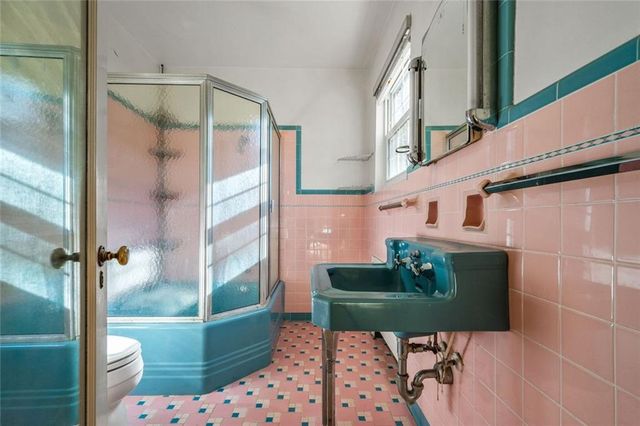 351 N Woodland SW Drive, Marietta, GA 30064