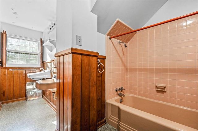 351 N Woodland SW Drive, Marietta, GA 30064