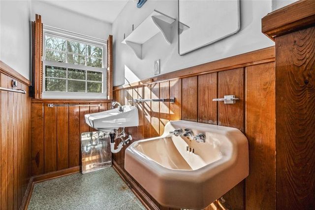 351 N Woodland SW Drive, Marietta, GA 30064