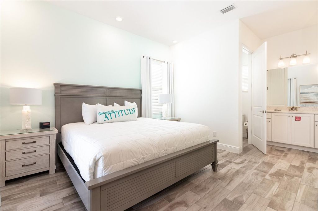 Image 13 of property listing at 8096 KNEE DEEP ROAD, Kissimmee, FL 34747