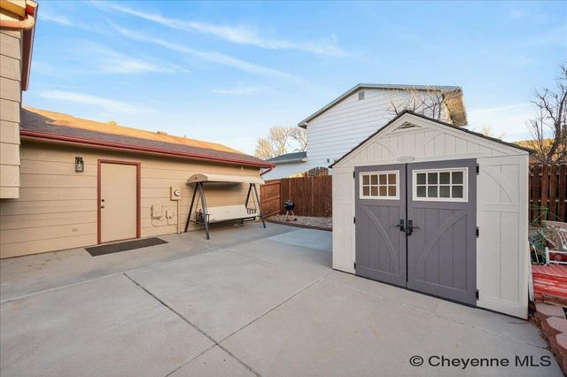 5163 NEWLAND AVE, Cheyenne, WY 82009