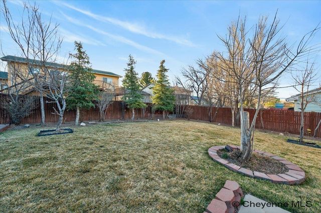 5163 NEWLAND AVE, Cheyenne, WY 82009