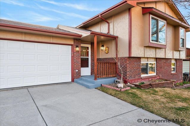 5163 NEWLAND AVE, Cheyenne, WY 82009