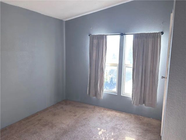 1826 W 19th 18, Highland, CA 92411