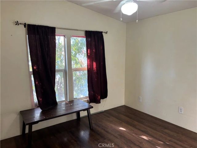 1826 W 19th 18, Highland, CA 92411