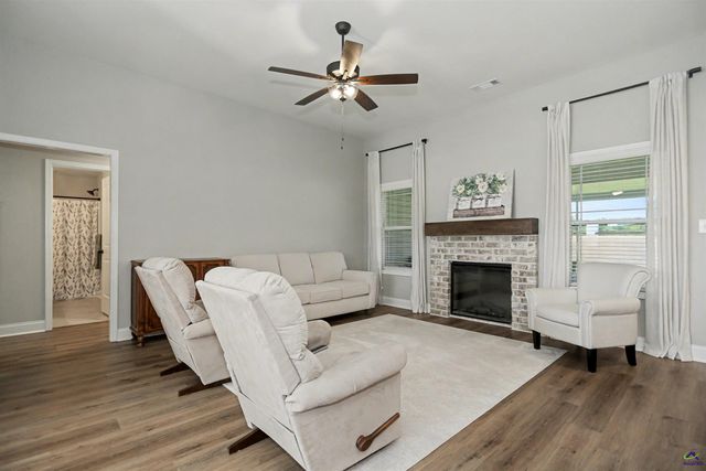 219 Overton Drive, Perry, GA 31069
