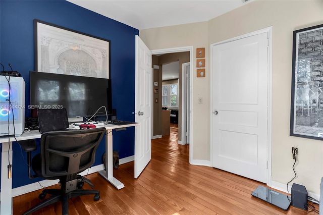 480 NE 110th St, Miami, FL 33161