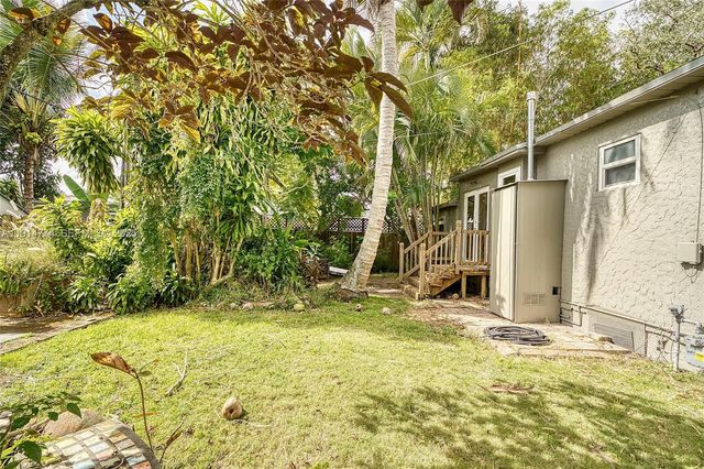 480 NE 110th St, Miami, FL 33161