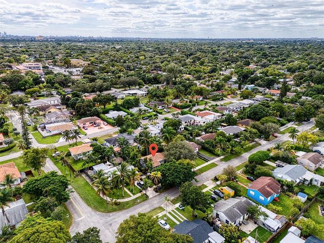 480 NE 110th St, Miami, FL 33161