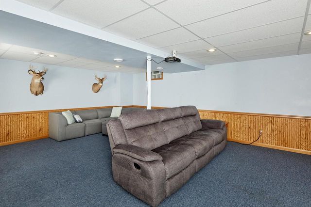 309 Stonebrook DRIVE, Waukesha, WI 53186