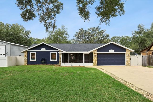 27627 LOIS DRIVE, Tavares, FL 32778