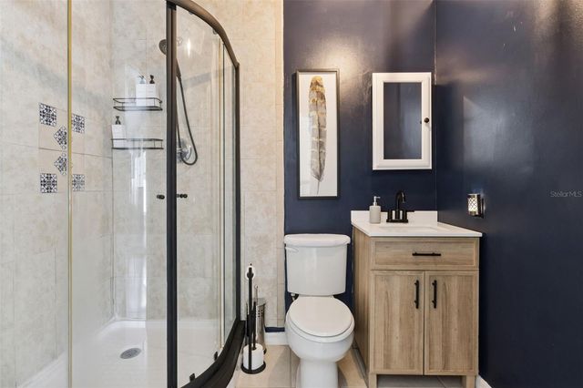 27627 LOIS DRIVE, Tavares, FL 32778