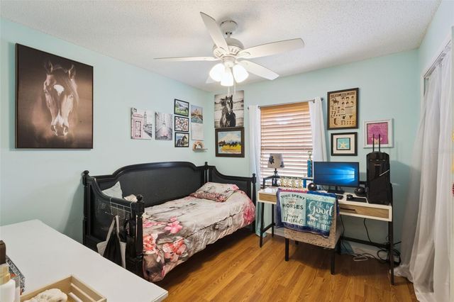 27627 LOIS DRIVE, Tavares, FL 32778