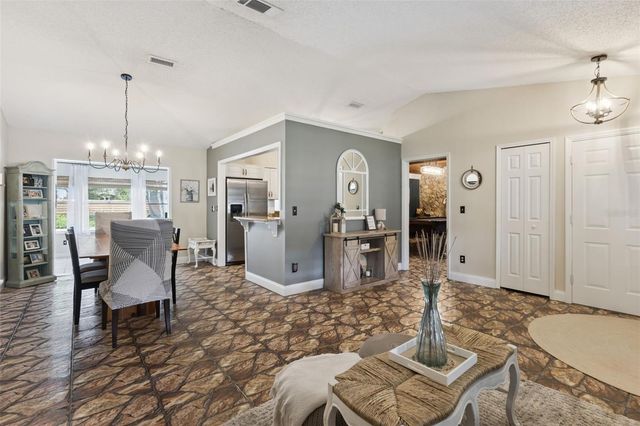 27627 LOIS DRIVE, Tavares, FL 32778