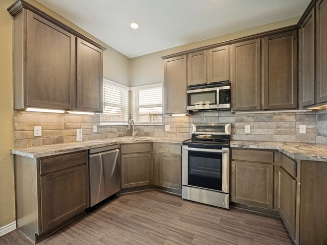 3310 Sweetwater Way, Sherman, TX 75090