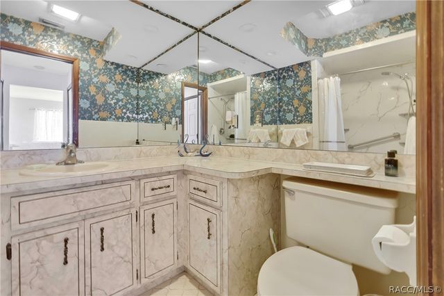 22 Wild Olive Court, Homosassa, FL 34446
