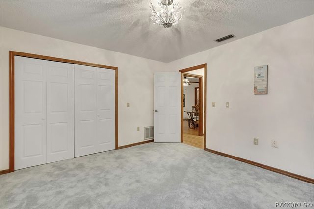 22 Wild Olive Court, Homosassa, FL 34446
