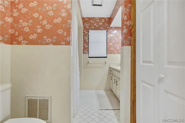 22 Wild Olive Court, Homosassa, FL 34446