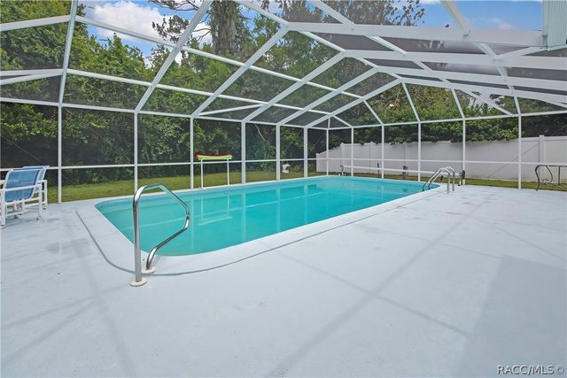 22 Wild Olive Court, Homosassa, FL 34446