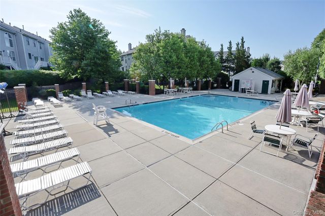 131 Meadow Lane, Nanuet, NY 10954