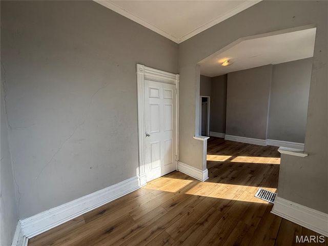 919 Bates Street, St Louis, MO 63111