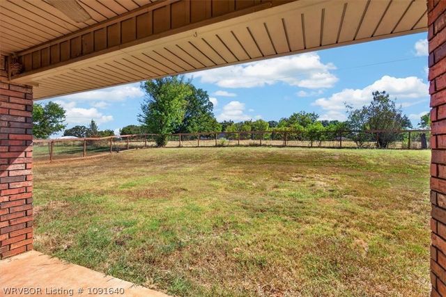 151 Hall Lane, Pocola, OK 74902