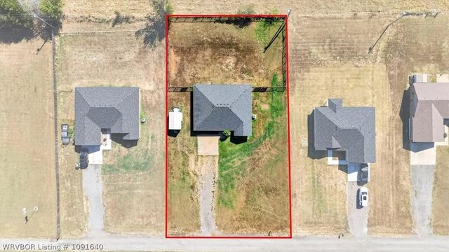 151 Hall Lane, Pocola, OK 74902