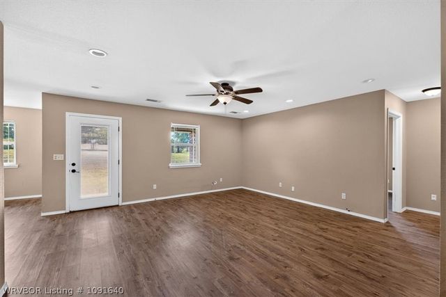 151 Hall Lane, Pocola, OK 74902