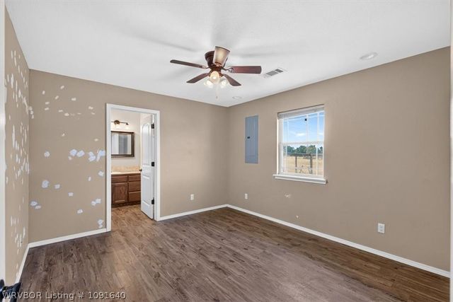 151 Hall Lane, Pocola, OK 74902