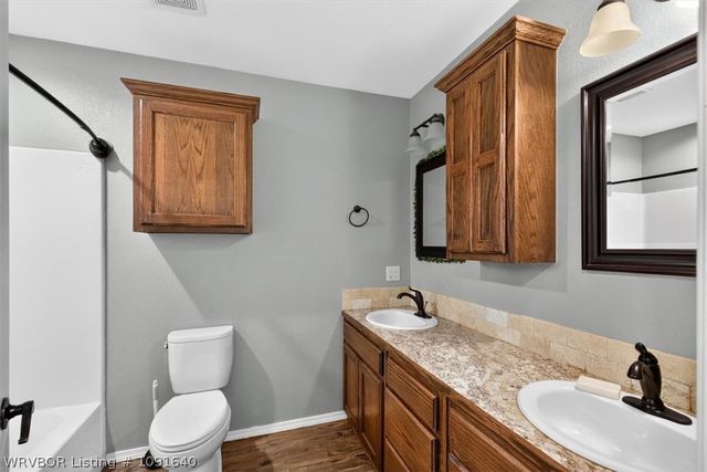 151 Hall Lane, Pocola, OK 74902