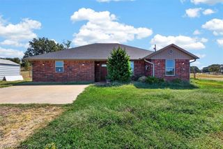 151 Hall Lane, Pocola, OK 74902