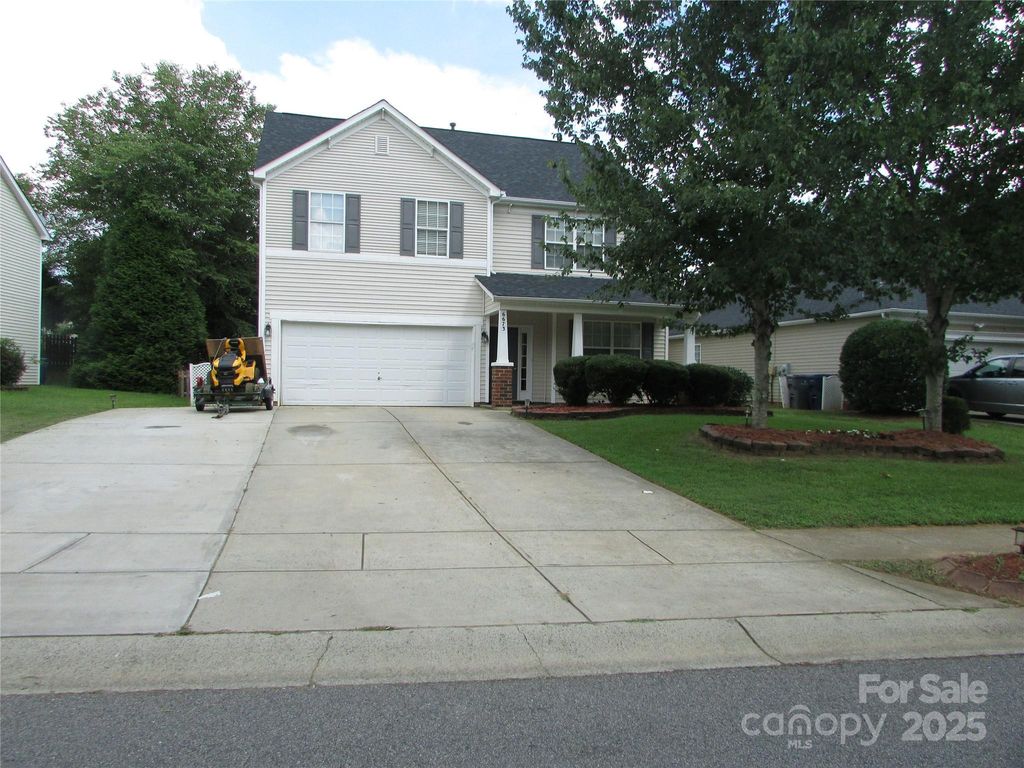 6673 Thistle Down Drive, Harrisburg, NC 28075