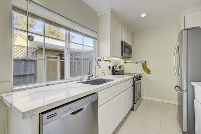 4122 Venus Pl, Union City, CA 94587