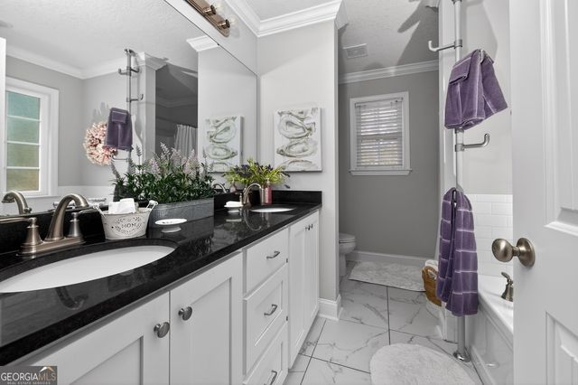 66 Yorkshire Lane, Waverly, GA 31565