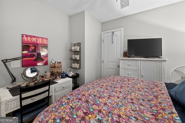 66 Yorkshire Lane, Waverly, GA 31565