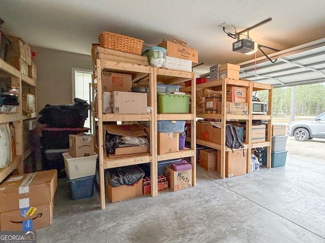 66 Yorkshire Lane, Waverly, GA 31565