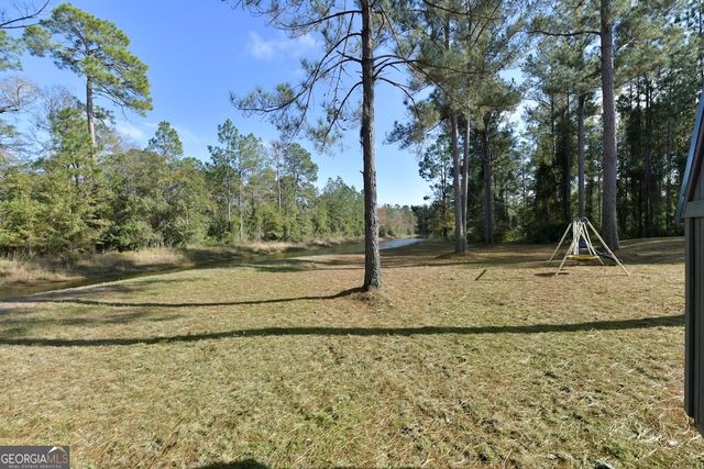 66 Yorkshire Lane, Waverly, GA 31565