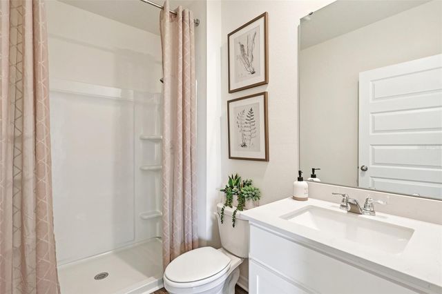 5915 SNOWFALL BEND STREET, Davenport, FL 33837