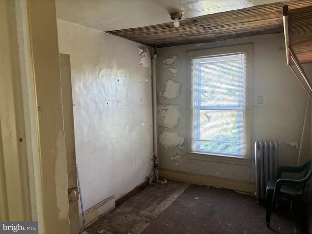 3410 AVONDALE AVE, Baltimore, MD 21215