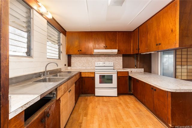 94-315 Kahuahele Street, Waipahu, HI 96797