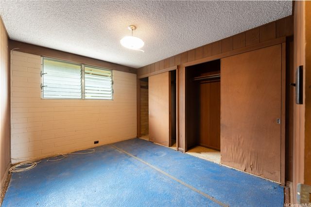 94-315 Kahuahele Street, Waipahu, HI 96797