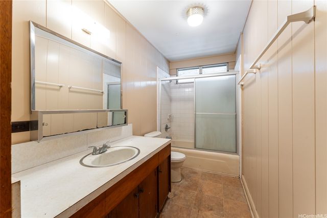 94-315 Kahuahele Street, Waipahu, HI 96797