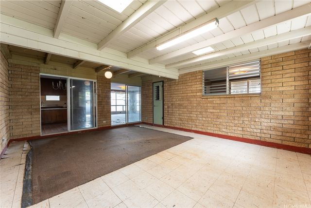 94-315 Kahuahele Street, Waipahu, HI 96797