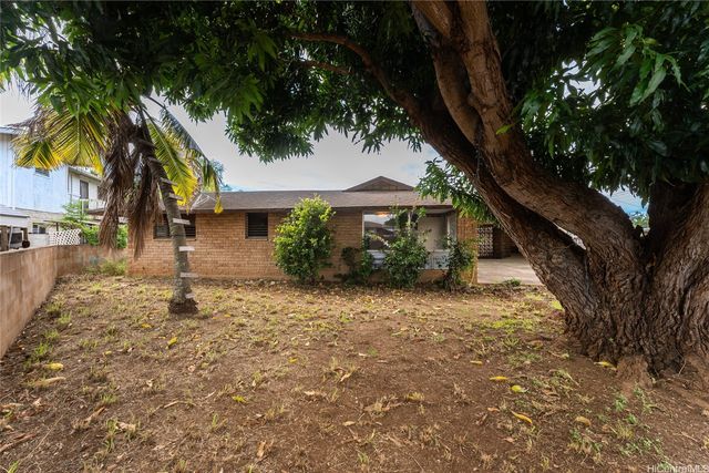 94-315 Kahuahele Street, Waipahu, HI 96797