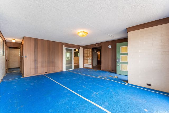 94-315 Kahuahele Street, Waipahu, HI 96797