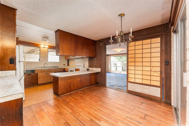 94-315 Kahuahele Street, Waipahu, HI 96797