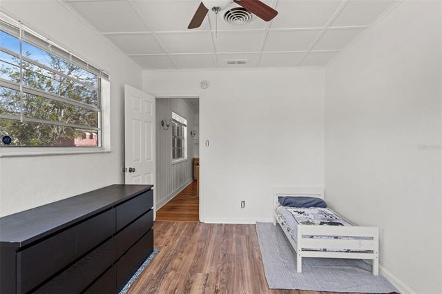 4400 2ND AVENUE S, St Petersburg, FL 33711