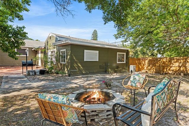 4400 2ND AVENUE S, St Petersburg, FL 33711