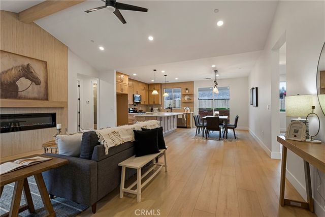 827 Camellia Drive, Paradise, CA 95969