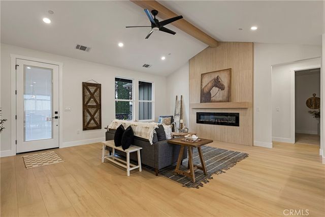 827 Camellia Drive, Paradise, CA 95969